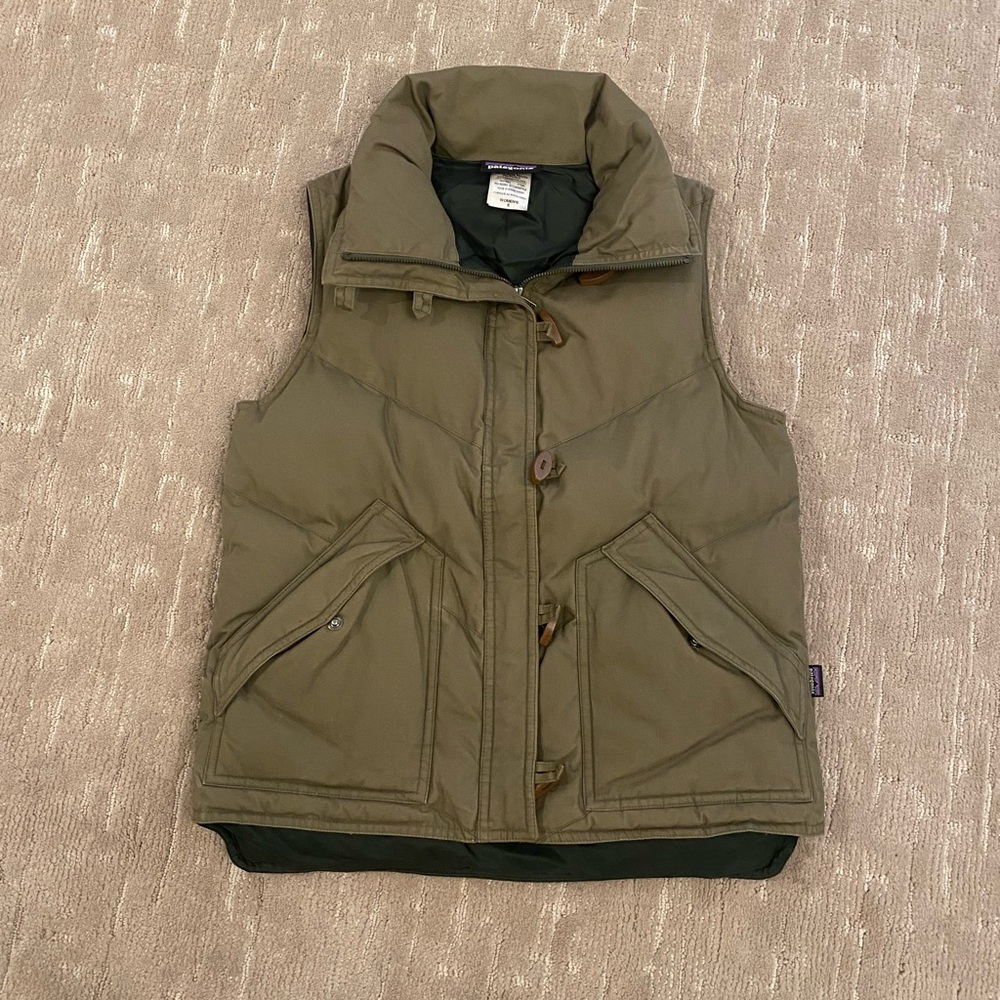Patagonia Women’s Small Canvas Down Vest